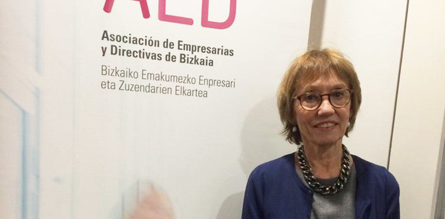 Liderazgo de mujeres en lugar de liderazgo femenino