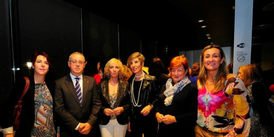 Coctel de Navidad 2015 empresarias y directivas de Bizkaia, Carolina Pérez Toledo, María Caballero, Isabel Iturbe, Matilde Elexpuru
